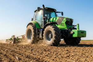 traktori töihin